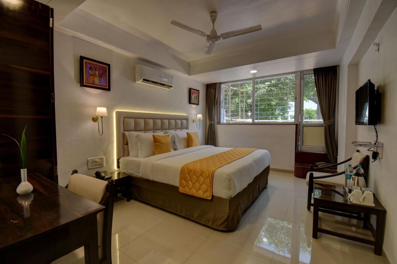 Elite Hotel Lonavala Exterior photo